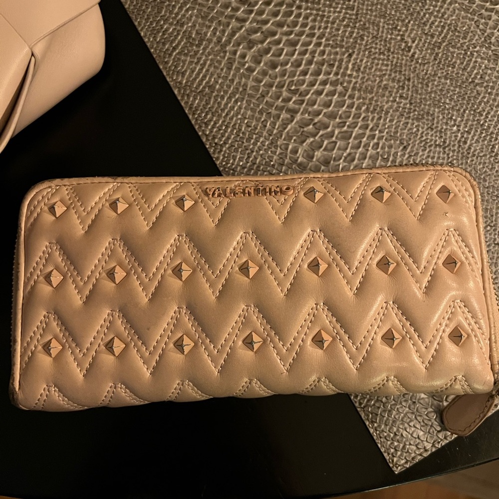 Valentino Wallet